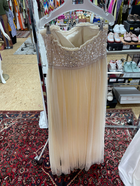 Needle & Thread Kleid